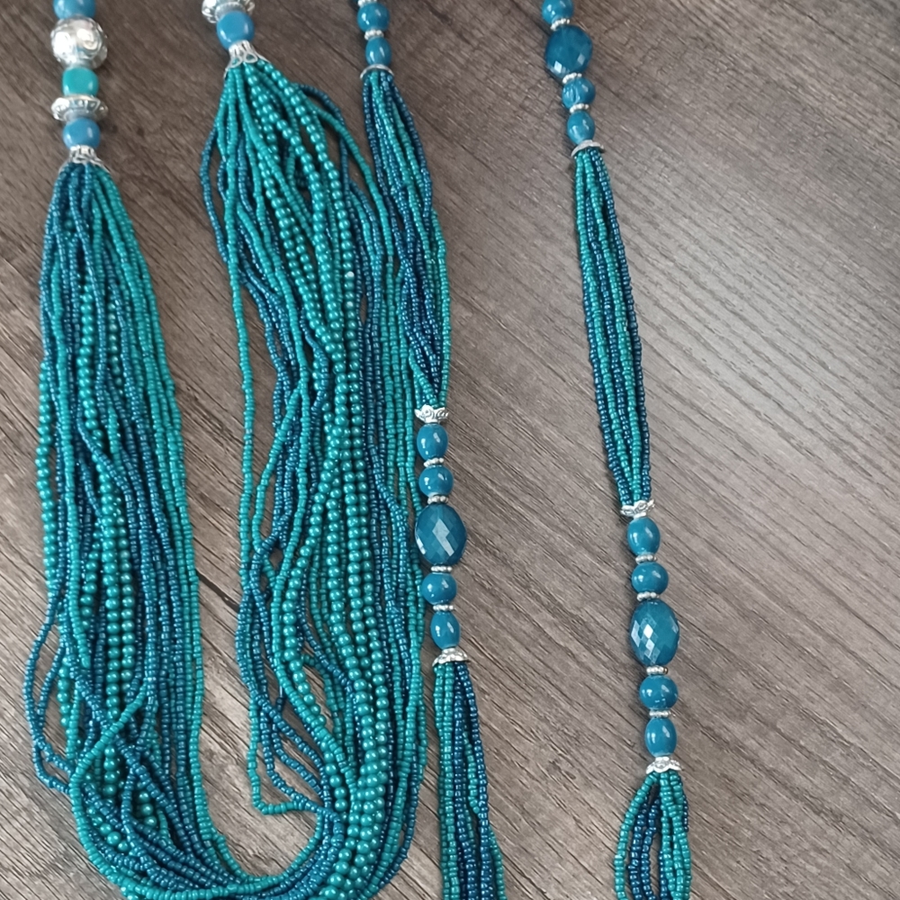 beaded necklaces set